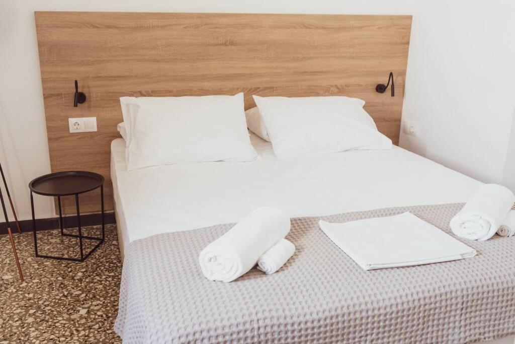 Sunny Downtown Appartment A/C Wifi C1 이라클리온 외부 사진