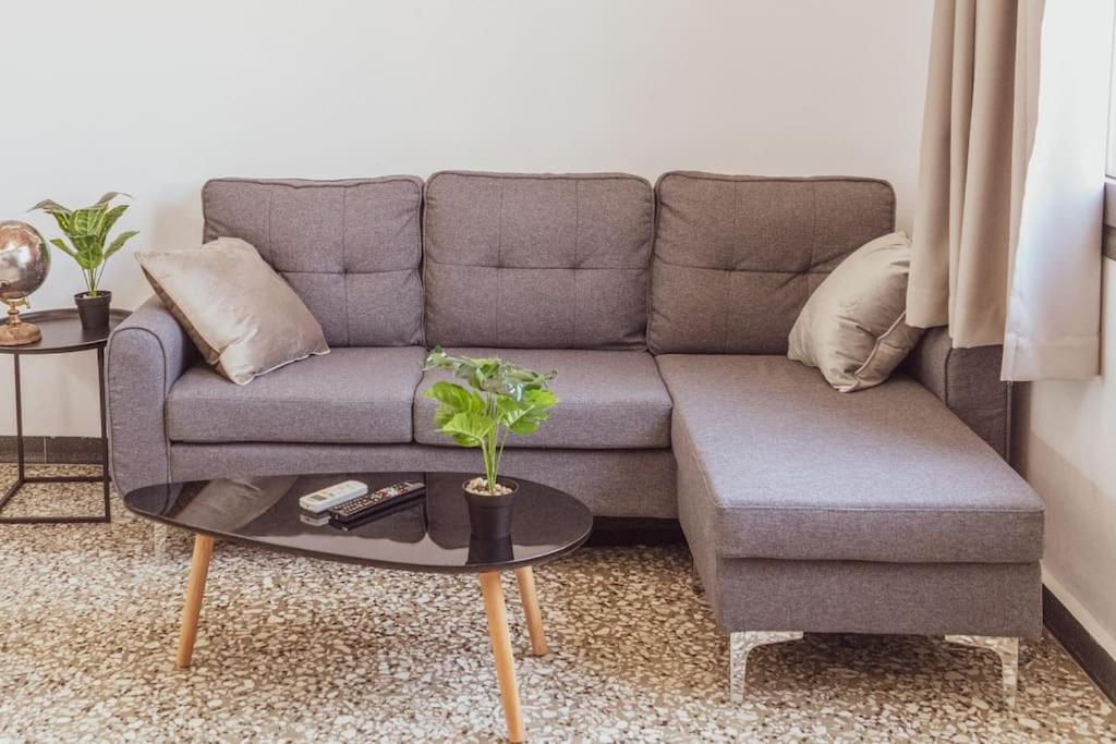 Sunny Downtown Appartment A/C Wifi C1 이라클리온 외부 사진